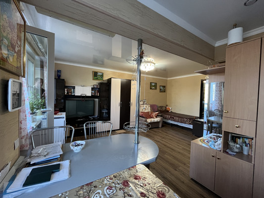 Продам однокомнатную (1-комн.) квартиру, Ленина ул, 85, Белореченск г