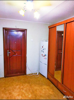 Продам комнату в 8-комн. квартире, 3 Интернационала ул, 57, Воронеж г