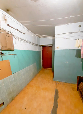 Продам комнату в 8-комн. квартире, 3 Интернационала ул, 57, Воронеж г