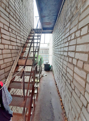 Продам комнату в 8-комн. квартире, 3 Интернационала ул, 57, Воронеж г