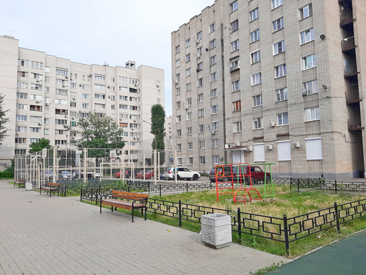 Продам комнату в 8-комн. квартире, 3 Интернационала ул, 57, Воронеж г