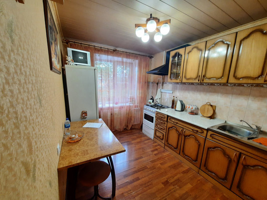 Продам трехкомнатную (3-комн.) квартиру, Первомайская ул, 1, Подольск г