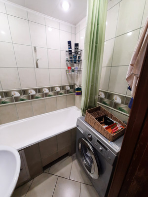 Продам трехкомнатную (3-комн.) квартиру, Первомайская ул, 1, Подольск г