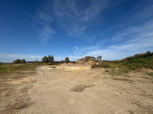 Продам землю для коммерческого использования 670 соток, Фермерское хоз., Мещерино с