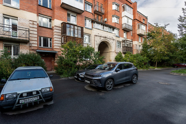 Продам однокомнатную (1-комн.) квартиру, Леонтьевская ул, 41, Пушкин г