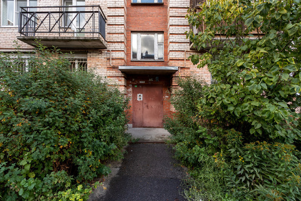 Продам однокомнатную (1-комн.) квартиру, Леонтьевская ул, 41, Пушкин г