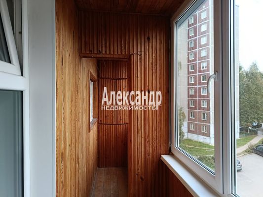 Продам трехкомнатную (3-комн.) квартиру, Мира ул, 32к2, Всеволожск г