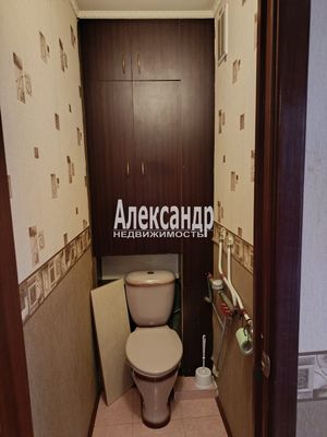 Продам трехкомнатную (3-комн.) квартиру, Мира ул, 32к2, Всеволожск г
