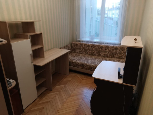 Продам трехкомнатную (3-комн.) квартиру, Чехова пр-кт, 34, Ростов-на-Дону г