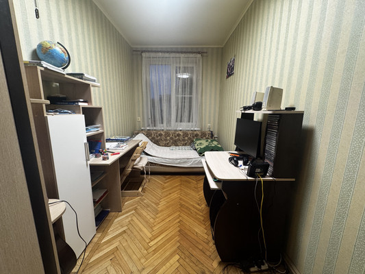 Продам трехкомнатную (3-комн.) квартиру, Чехова пр-кт, 34, Ростов-на-Дону г