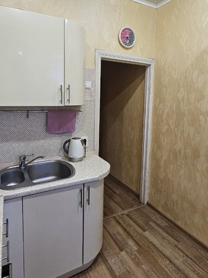 Продам трехкомнатную (3-комн.) квартиру, Чехова пр-кт, 34, Ростов-на-Дону г