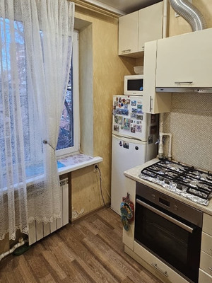 Продам трехкомнатную (3-комн.) квартиру, Чехова пр-кт, 34, Ростов-на-Дону г