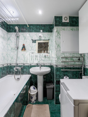 Продам трехкомнатную (3-комн.) квартиру, Дружбы ул, 8, Химки г