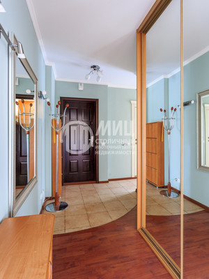 Продам трехкомнатную (3-комн.) квартиру, Дружбы ул, 8, Химки г