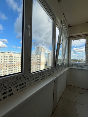 Продам трехкомнатную (3-комн.) квартиру, Уездная ул, 1, Чехов г