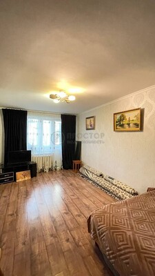 Продам двухкомнатную (2-комн.) квартиру, Лётчика Бабушкина ул, 33к1, Москва г