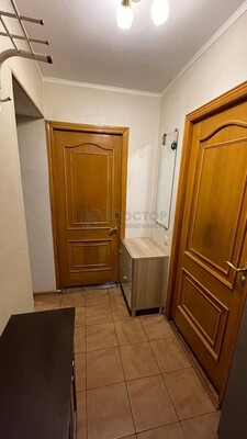 Продам двухкомнатную (2-комн.) квартиру, Лётчика Бабушкина ул, 33к1, Москва г