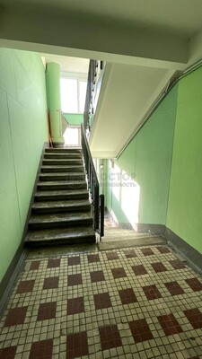 Продам двухкомнатную (2-комн.) квартиру, Лётчика Бабушкина ул, 33к1, Москва г