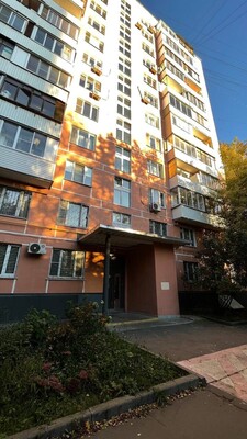 Продам двухкомнатную (2-комн.) квартиру, Лётчика Бабушкина ул, 33к1, Москва г