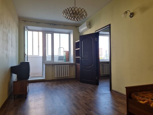 Продам двухкомнатную (2-комн.) квартиру, Люсиновская ул, 48-50к10, Москва г