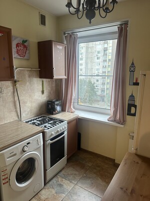 Продам двухкомнатную (2-комн.) квартиру, Люсиновская ул, 48-50к10, Москва г