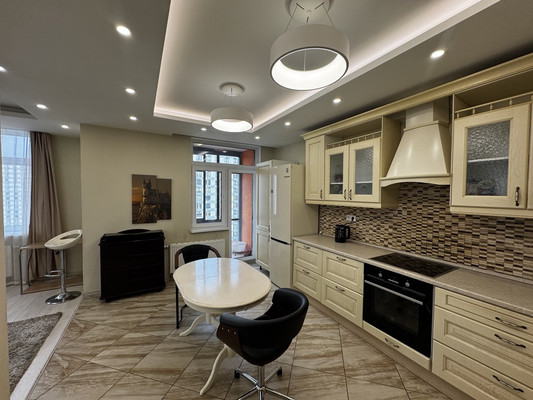 Продам двухкомнатную (2-комн.) квартиру, Сосновая ул, 1к2, Котельники г