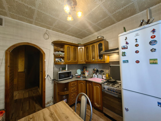 Продам двухкомнатную (2-комн.) квартиру, Индустриальная ул, 9, Волгодонск г