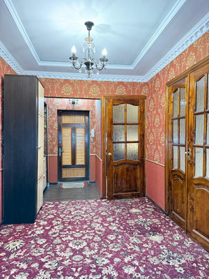 Продам трехкомнатную (3-комн.) квартиру, Шогенова ул, 18, Нальчик г