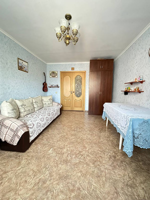 Продам двухкомнатную (2-комн.) квартиру, Куйбышева ул, 107, Калининград г