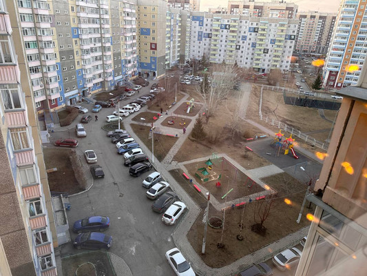 Продам трехкомнатную (3-комн.) квартиру, Чернышевского ул, 108, Красноярск г