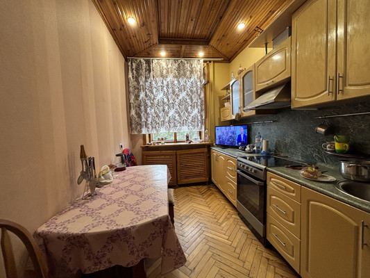 Продам двухкомнатную (2-комн.) квартиру, Октябрьская ул, 9, Брянск г