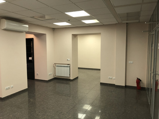 Сдам торговое помещение 64,8 м2, Полярные Зори ул, 2, Мурманск г