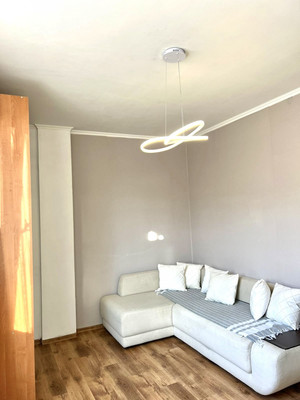 Продам однокомнатную (1-комн.) квартиру, Тренева ул, 21, Симферополь г