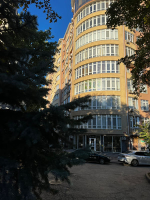 Продам однокомнатную (1-комн.) квартиру, Тренева ул, 21, Симферополь г