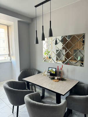 Продам трехкомнатную (3-комн.) квартиру, Парковая ул, 2к1, Белоглинка с