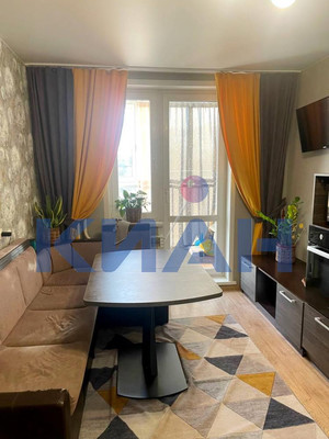 Продам двухкомнатную (2-комн.) квартиру, Норильская ул, 5, Красноярск г