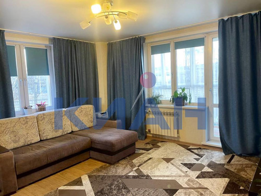 Продам двухкомнатную (2-комн.) квартиру, Норильская ул, 5, Красноярск г