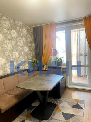 Продам двухкомнатную (2-комн.) квартиру, Норильская ул, 5, Красноярск г