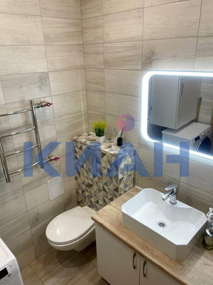 Продам двухкомнатную (2-комн.) квартиру, Норильская ул, 5, Красноярск г