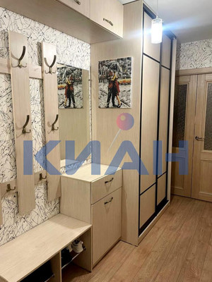 Продам двухкомнатную (2-комн.) квартиру, Норильская ул, 5, Красноярск г