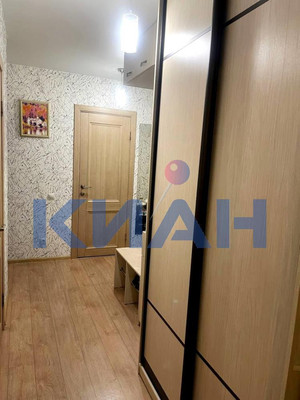 Продам двухкомнатную (2-комн.) квартиру, Норильская ул, 5, Красноярск г