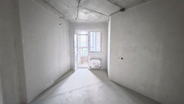 Продам трехкомнатную (3-комн.) квартиру, Ветеранов ул, 85к1, Краснодар г