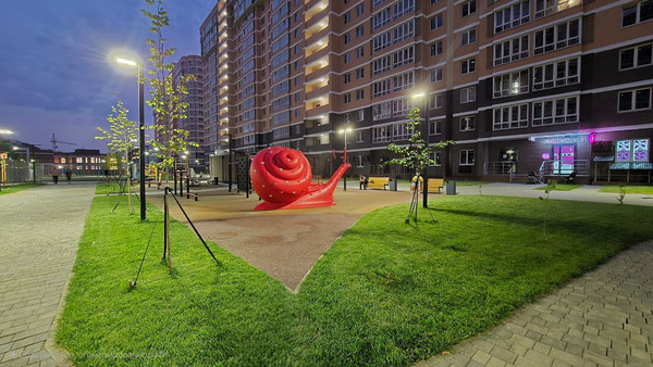 Продам трехкомнатную (3-комн.) квартиру, Ветеранов ул, 85к1, Краснодар г