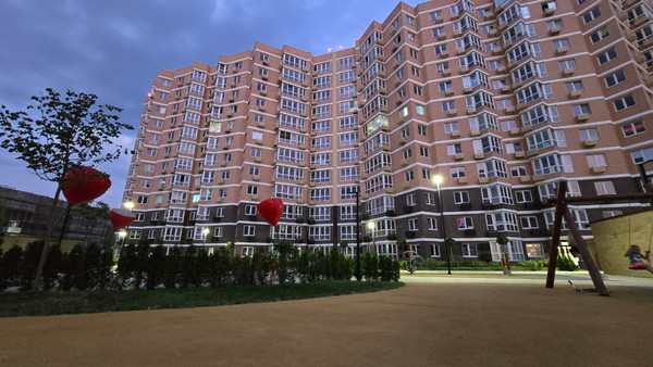 Продам трехкомнатную (3-комн.) квартиру, Ветеранов ул, 85к1, Краснодар г