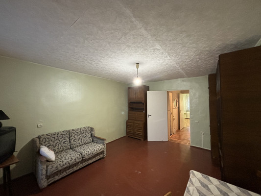 Продам однокомнатную (1-комн.) квартиру, Зои Космодемьянской ул, 48, Сыктывкар г