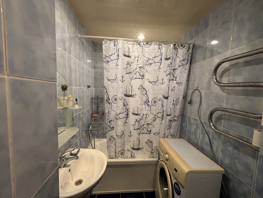 Продам однокомнатную (1-комн.) квартиру, Зои Космодемьянской ул, 48, Сыктывкар г