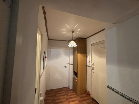 Продам однокомнатную (1-комн.) квартиру, Зои Космодемьянской ул, 48, Сыктывкар г