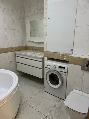 Продам трехкомнатную (3-комн.) квартиру, Маршала Рокоссовского б-р, 6к1, Москва г