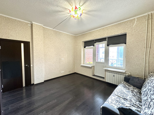 Продам двухкомнатную (2-комн.) квартиру, Дунина-Горкавича ул, 15, Ханты-Мансийск г