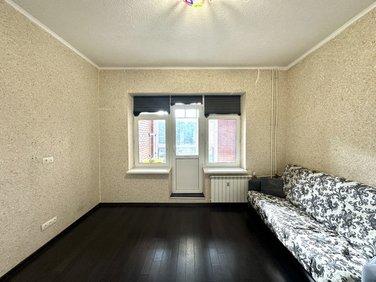 Продам двухкомнатную (2-комн.) квартиру, Дунина-Горкавича ул, 15, Ханты-Мансийск г